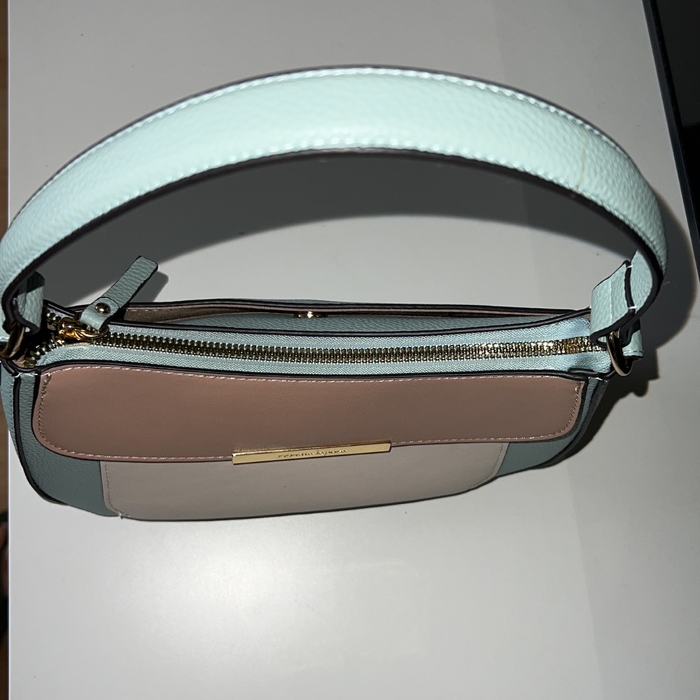 Purse - Picture 4 of 6